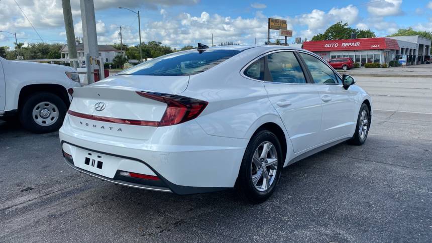 2022 hyundai sonata se