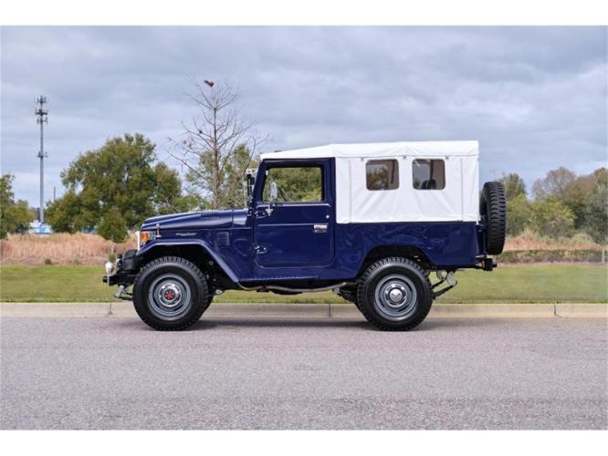 1982 toyota land cruiser in hobart, indiana