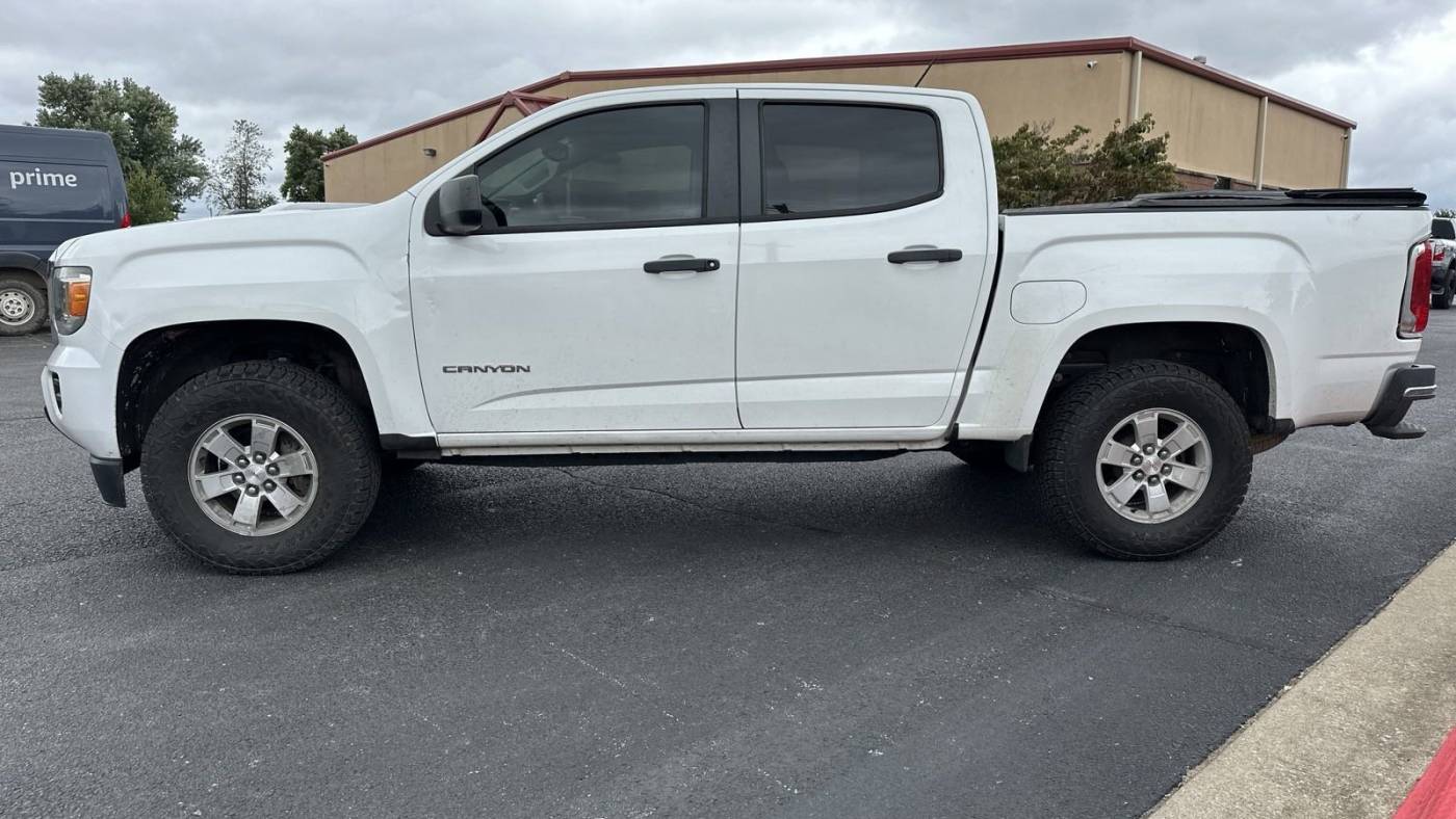 2016 gmc canyon base