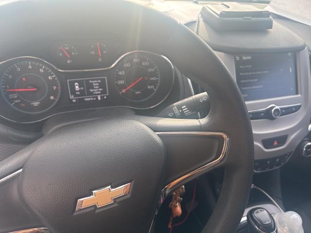 2017 chevrolet cruze ls