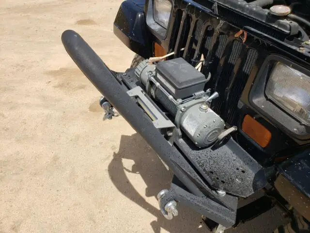 1992 jeep wrangler / yj suv black 4wd manual s