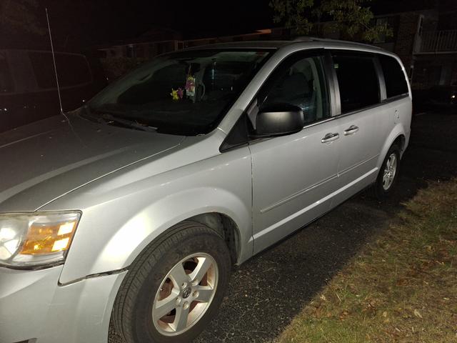 2010 dodge grand caravan se