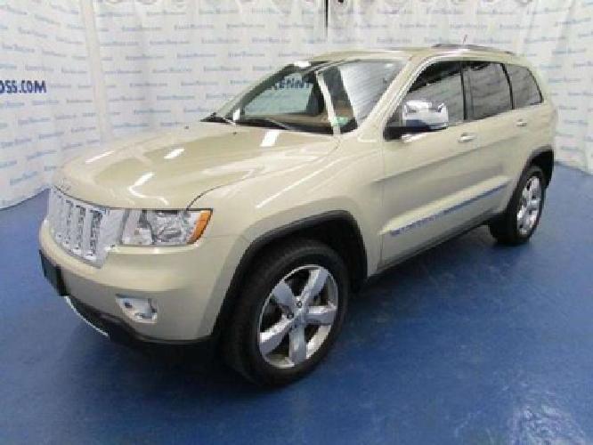 2012 jeep grand cherokee 4wd 4dr overland summit in irwin, pa
