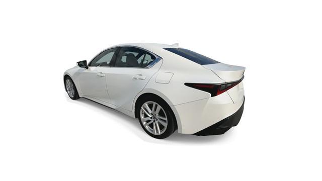 2022 lexus is 300 base