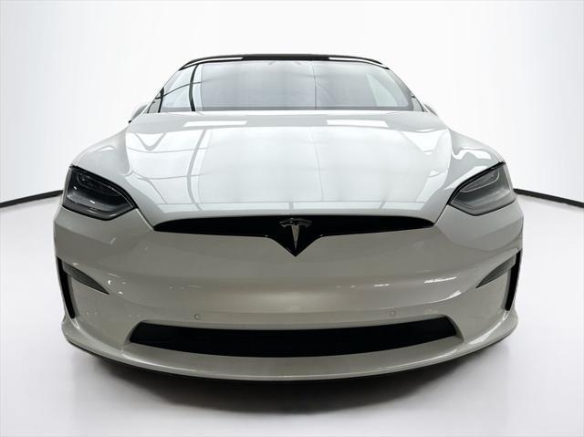 2022 tesla model x dual motor all-wheel drive