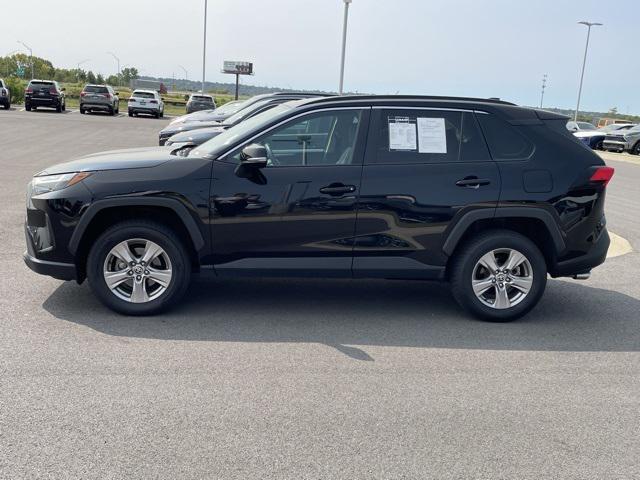 2022 toyota rav4 xle