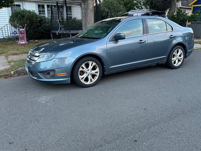 2012 ford fusion se