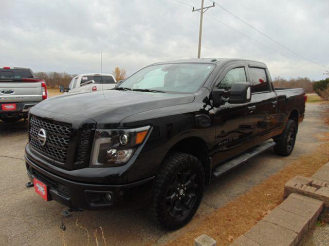 2018 nissan titan xd sv
