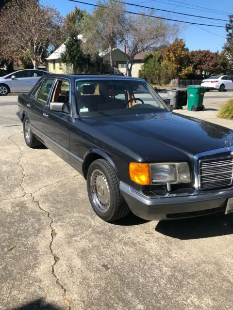 1989 mercedes-benz 300e base 3.0l
