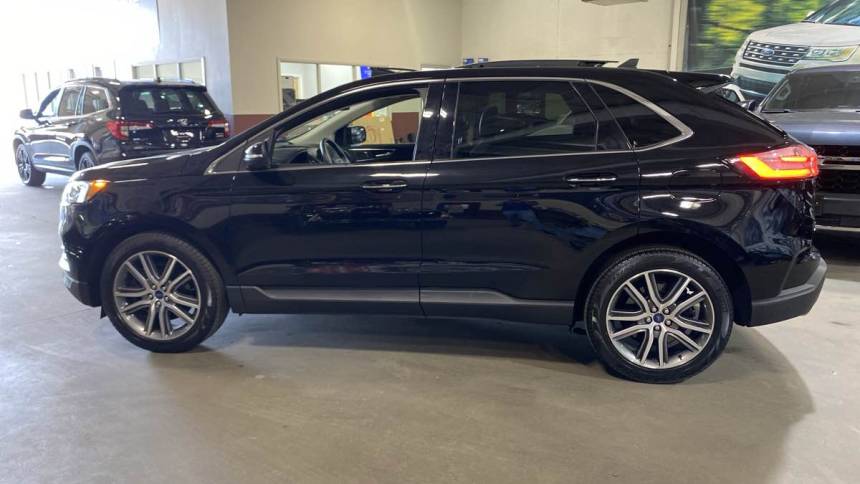 2022 ford edge titanium