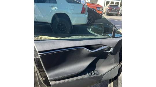 2018 Tesla Model S dual motor standard