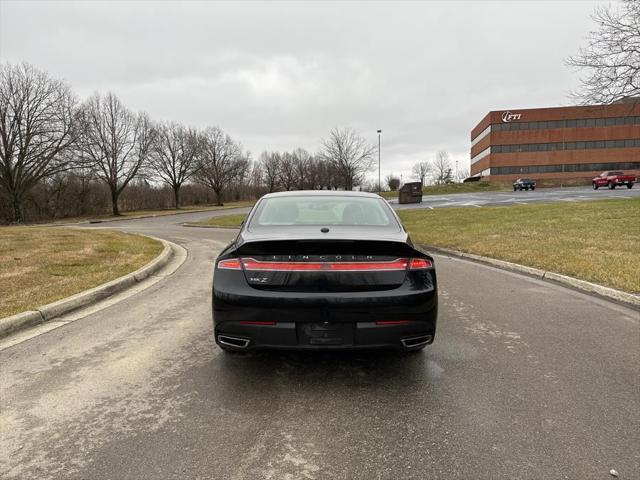 2014 lincoln mkz base