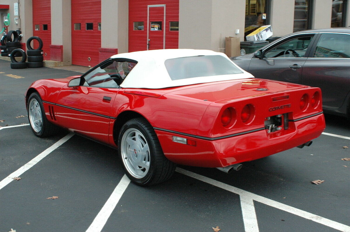 1989 chevrolet corvette collection barn find very clean classic muscle roadster