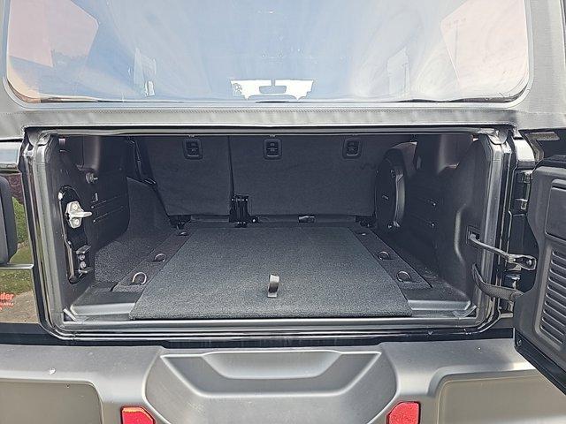 2023 jeep wrangler 4-door sahara 4x4