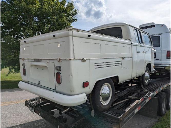 1970 volkswagen transporter in cadillac, michigan
