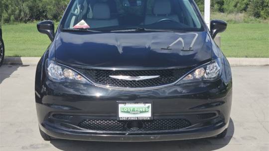 2021 Chrysler Voyager