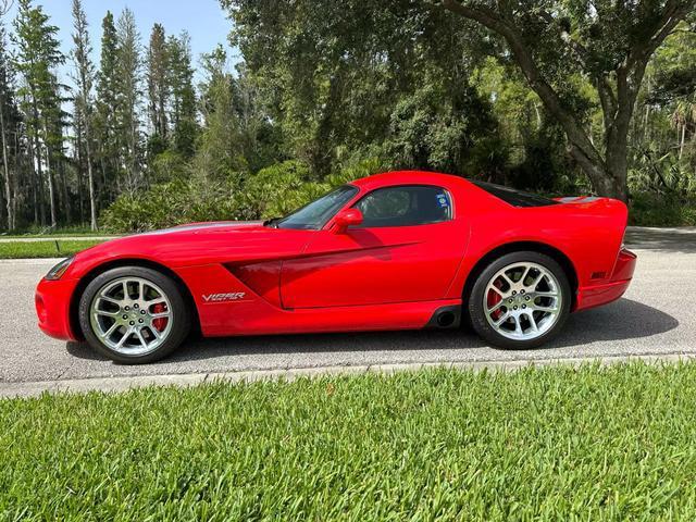 2006 dodge viper srt10