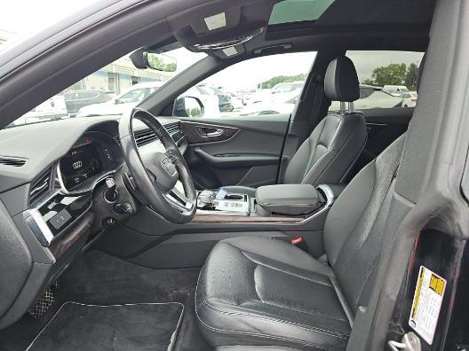 2021 audi q8 55 premium plus