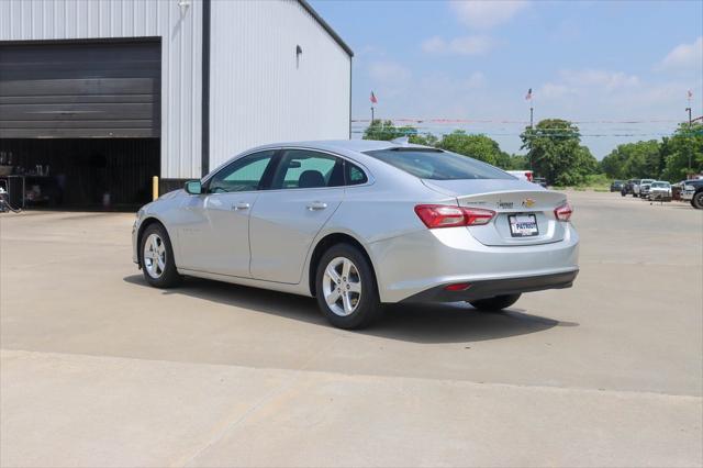 2022 chevrolet malibu fwd lt