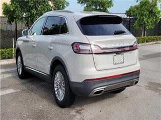 2020 Lincoln Nautilus standard