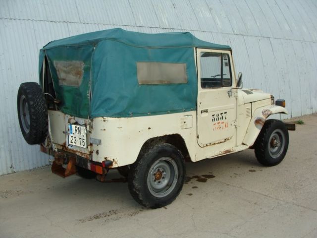 1985 toyota land cruiser bj40 diesel ,left hand drive, in dallas,texas