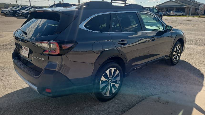 2023 subaru outback limited