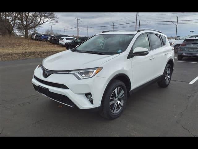 2018 toyota rav4 xle in rochester, new york
