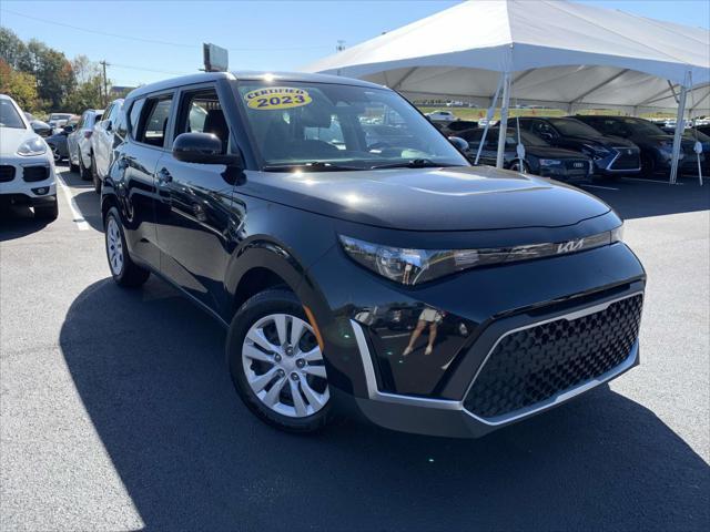 2023 kia soul lx