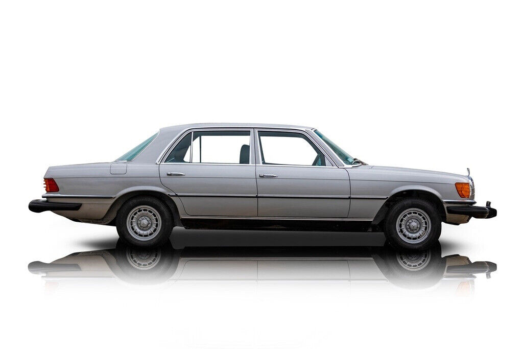 1979 mercedes-benz 400-series