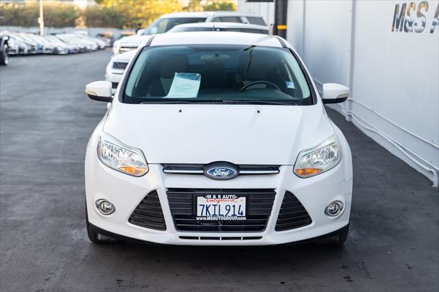 2014 ford focus se