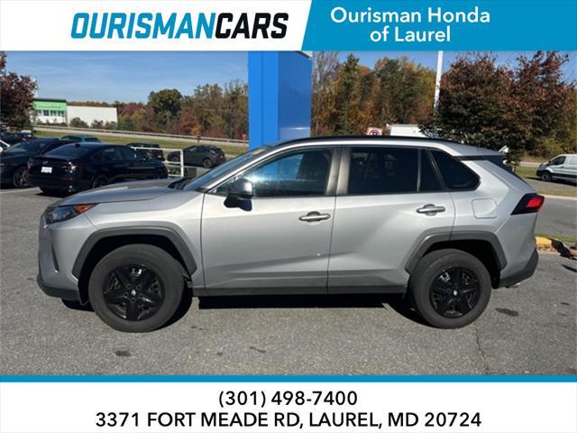 2020 toyota rav4 le
