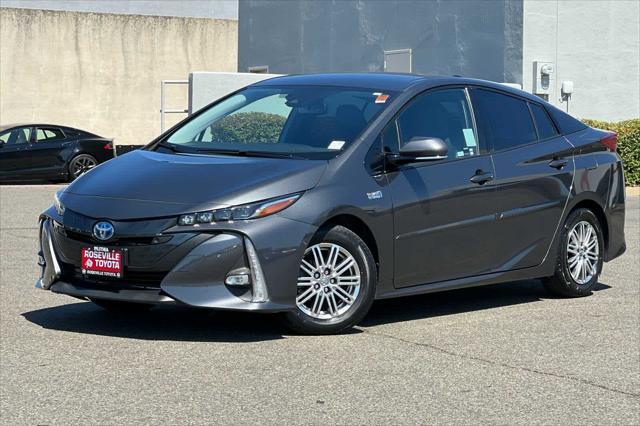 2019 toyota prius prime advanced