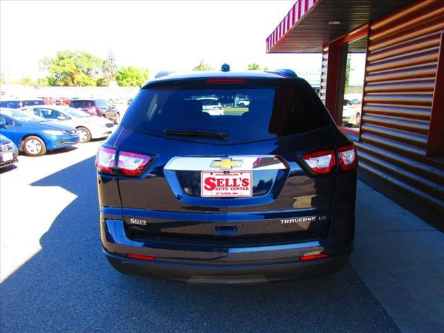 2016 chevrolet traverse ls