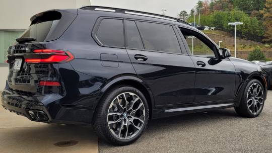 2025 BMW X7