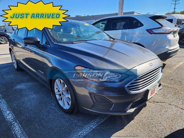 2019 ford fusion hybrid se