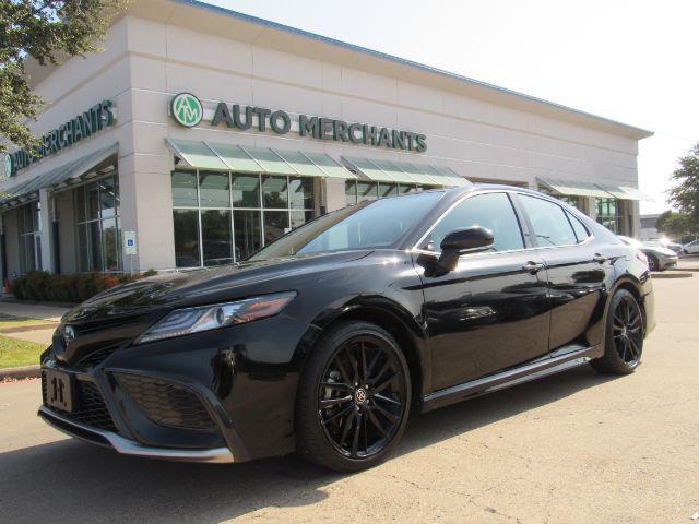 2022 toyota camry xse