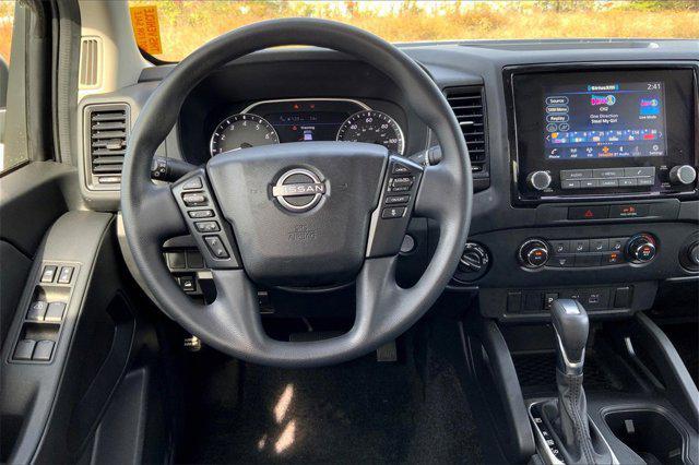 2022 nissan frontier s