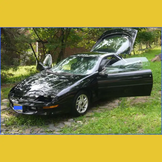 1994 camaro z28 lt1 borg warner t56 6 speed. black, gray interior