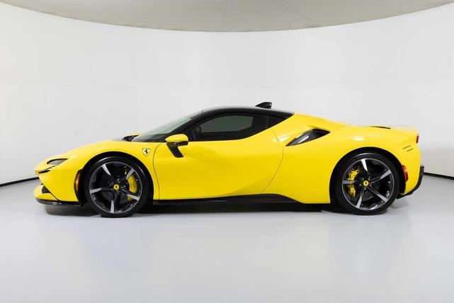 2023 ferrari sf90 stradale base