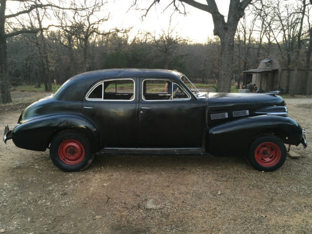 1940 cadillac four door sedan 95% complete great project or street rod