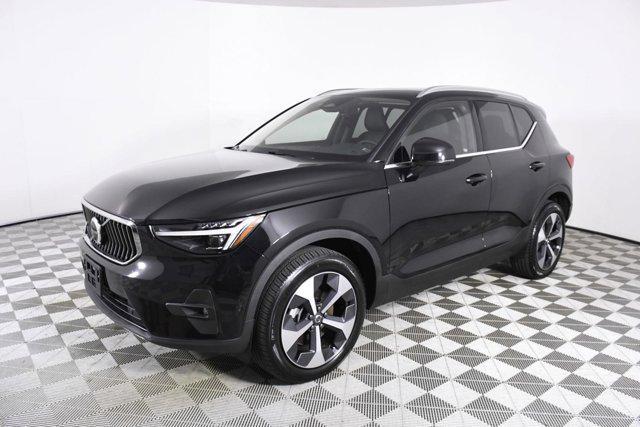 2024 volvo xc40 b5 plus bright theme