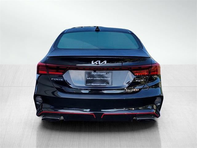 2022 kia forte gt