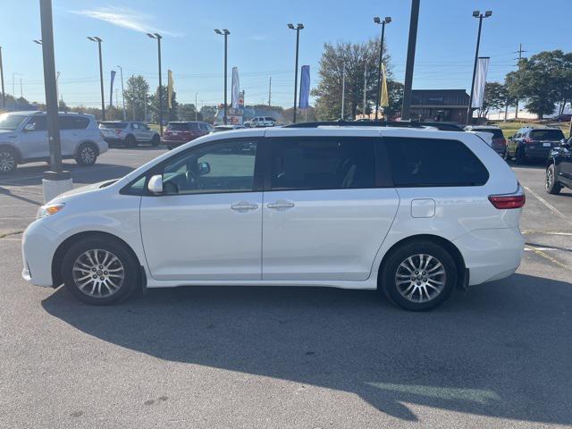 2020 toyota sienna xle premium