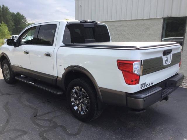2019 nissan titan platinum reserve