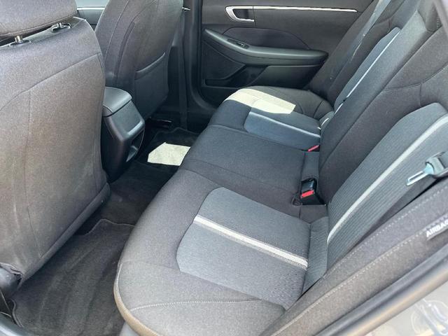2022 hyundai sonata se