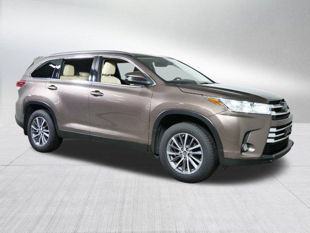 2019 toyota highlander xle