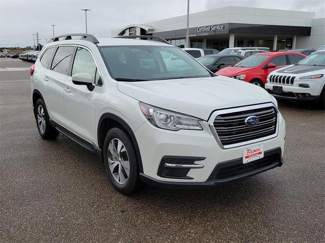 2022 subaru ascent premium 8-passenger