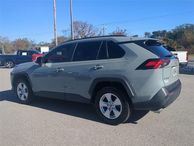 2019 toyota rav4 xle