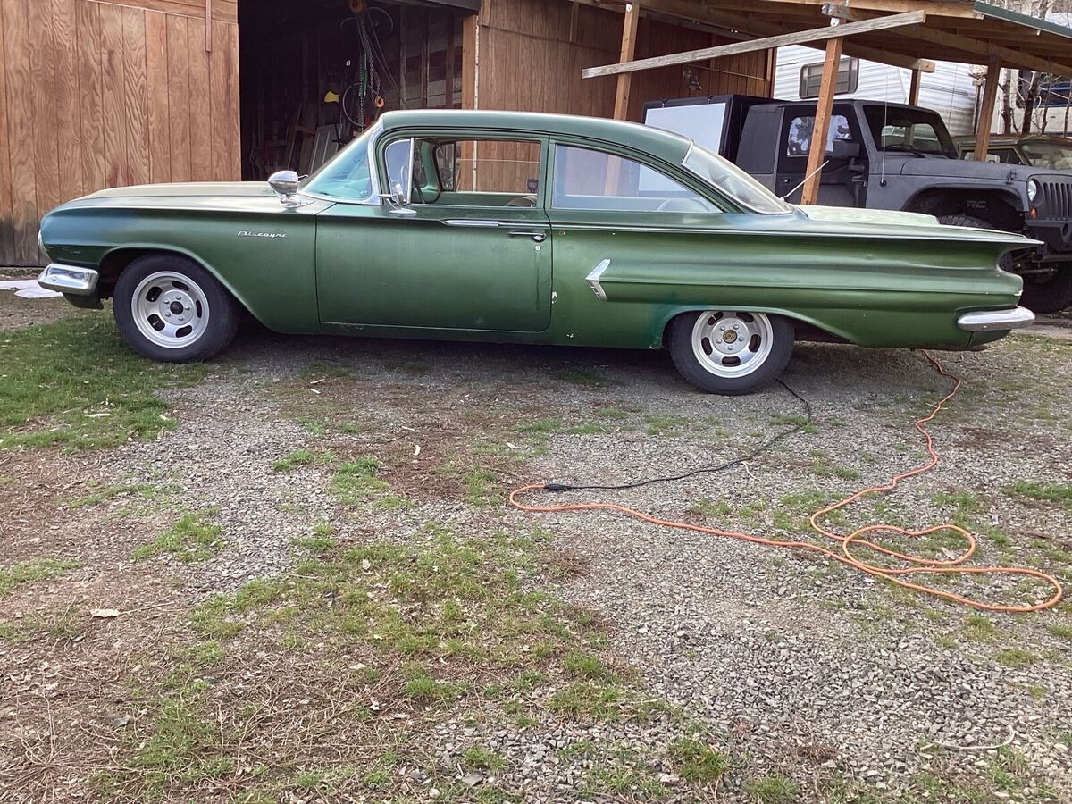 1960 chevrolet biscayne green stander