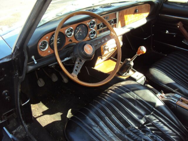 1976 fiat 124 spider convertible